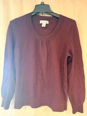 Marisa Christina Merino Wool Sweater Size L Burgundy Scoop Neck